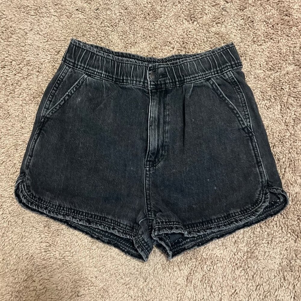 American Eagle High Waisted Mom Jean Shorts‎ Black Size 00